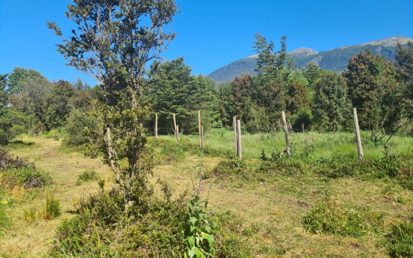 SE VENDE SITIO ERIAZO DE 8.000 MT2.