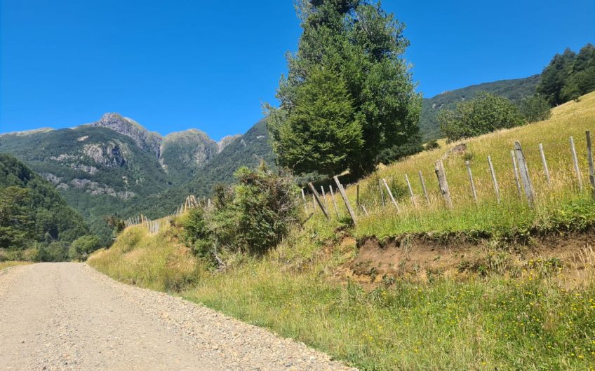 Se vende terreno de 50 hás. En Patagonia Chilena