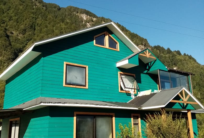 SE VENDE PARCELA CON CASA HABITACION EN UN ENTORNO NATURAL