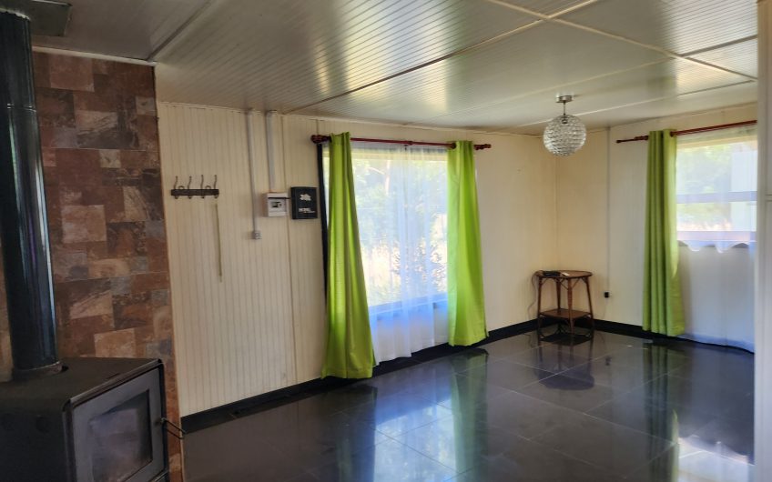 SE VENDE TERRENO CON DOS CASAS Y PLUS DE HERMOSO RÍO