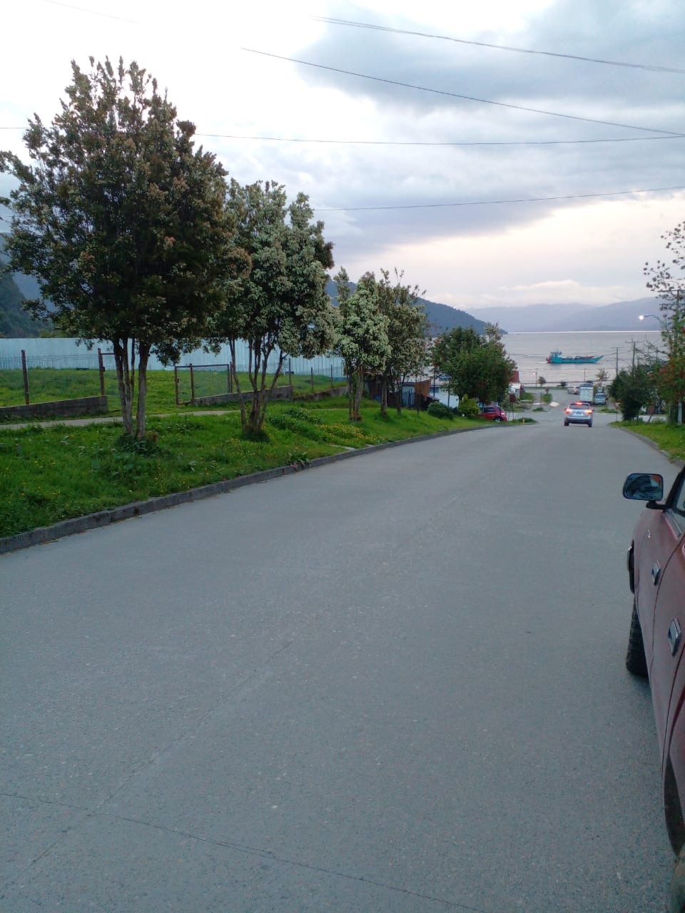 A view of the surrounding neighborhood in Puerto Cisnes.