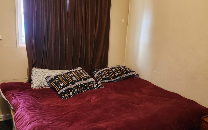 SE VENDE CASA HABITACIÓN EN LA CIUDAD DE COYHAIQUE .