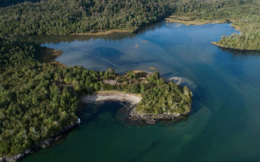 SE VENDE TERRENO EN EL ESTUARIO DE AYSÉN.