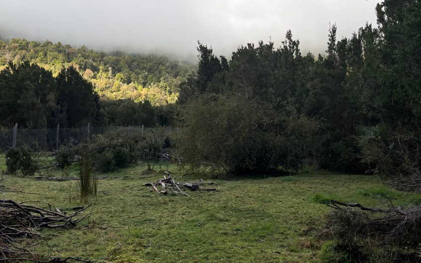 🌿 SE VENDE  1 HECTÁREA CON RÍO EN LA COMUNA DE AYSÉN 🌿