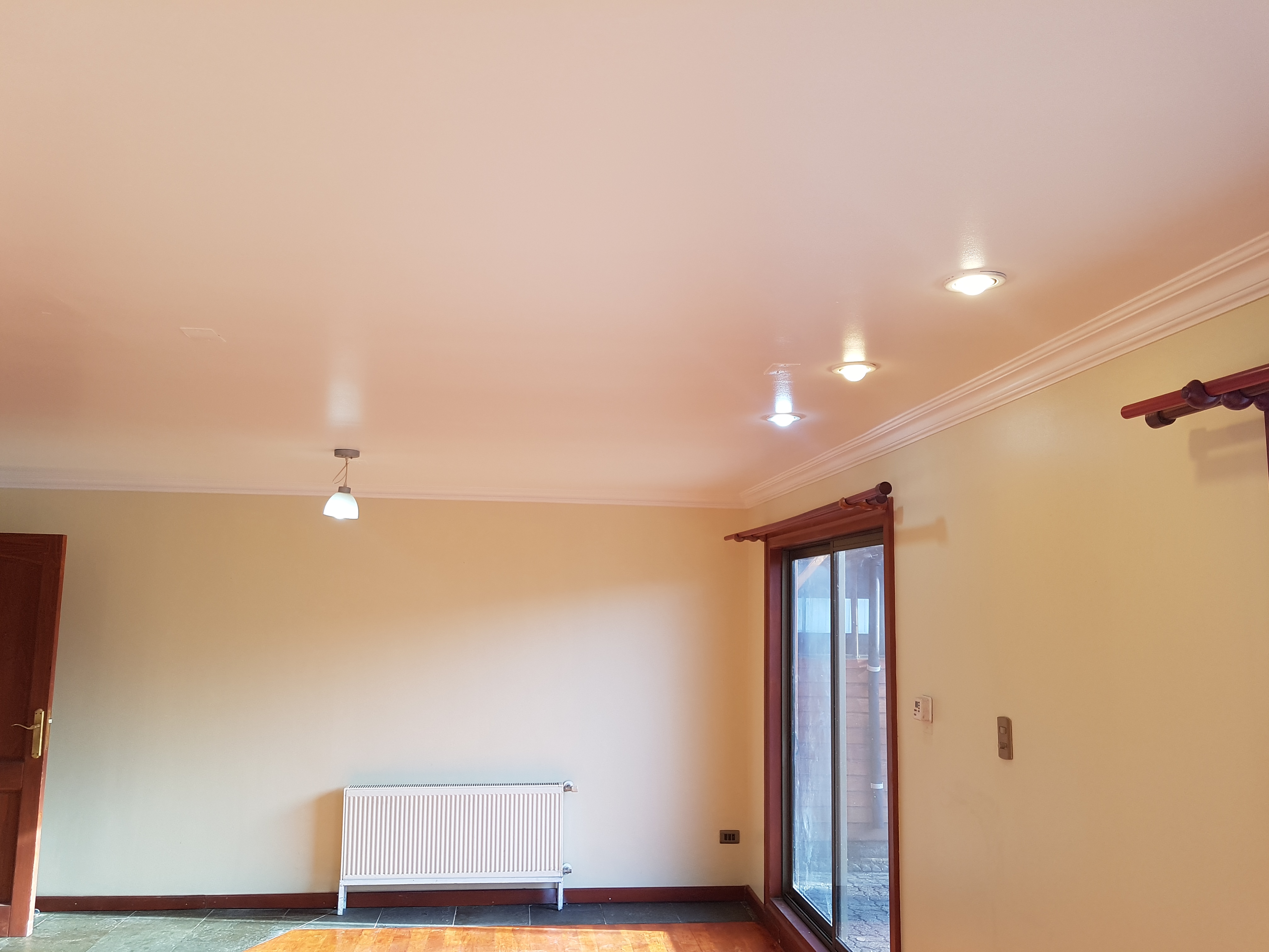 The house with a view of the surrounding neighborhood in Puerto Aysen