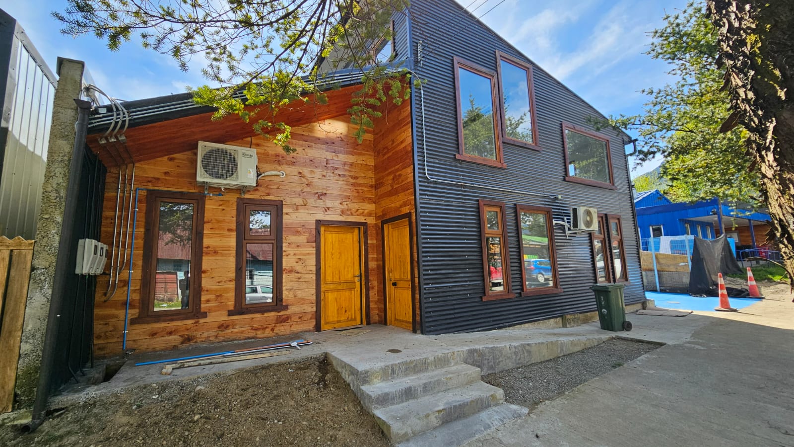 Edificio de Oficinas en Venta / Arriendo / Permuta – Puerto Cisnes.