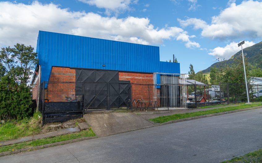 PROPIEDAD COMERCIAL EN VENTA Y ARRIENDO – PUERTO CHACABUCO