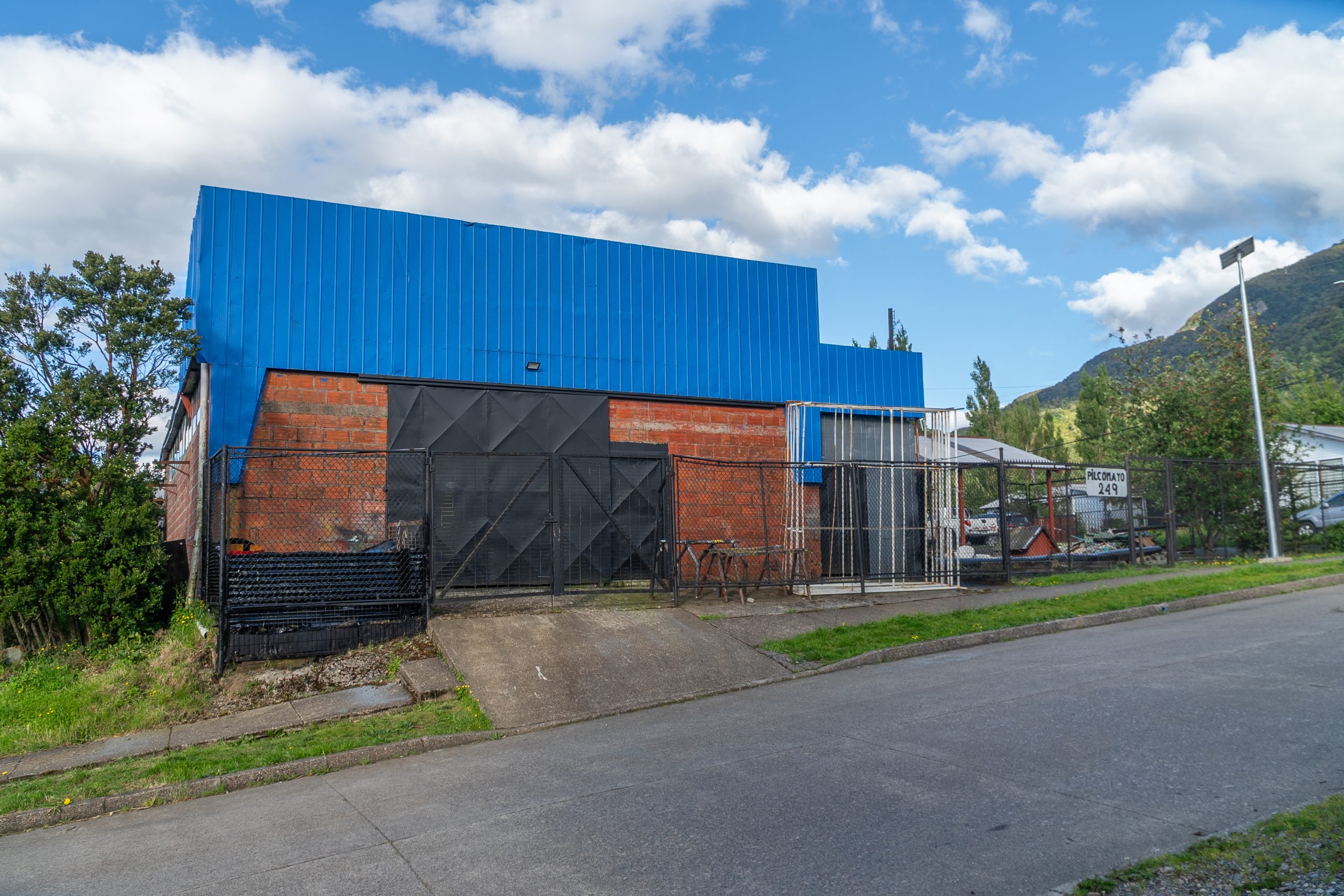 PROPIEDAD COMERCIAL EN VENTA Y ARRIENDO – PUERTO CHACABUCO